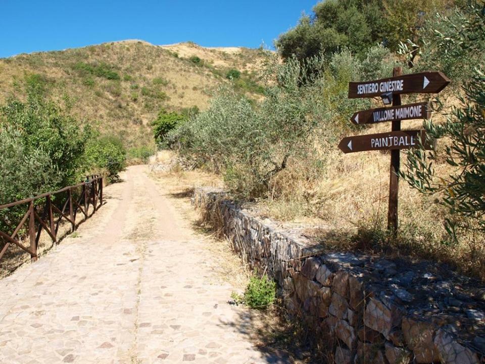 Agriturismo Gelso Castellana Sicula Экстерьер фото